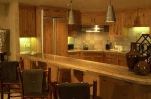 Vacation Rental at the Grand Summit at The Canyons - kitchen