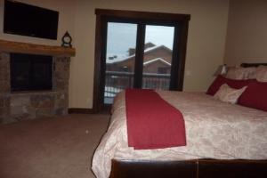 Park City Vacation Rental - Juniper Landing Bedroom