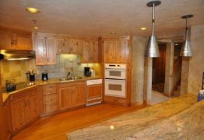 Vacation Rental at the Grand Summit at The Canyons - kitchen