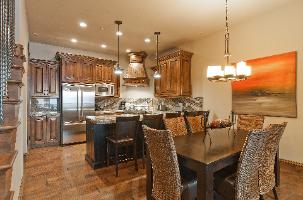 The Canyons Ski Resort Vacation Rental - Juniper dining