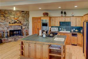 Upper Deer Valley Vacation Condo - Kitchen
