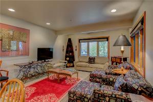 Upper Deer Valley Vacation Condo - Living Room