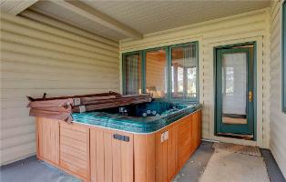 Upper Deer Valley Vacation Condo - Hot Tub